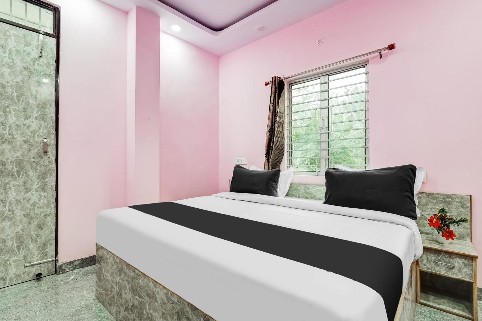 Hotel O Govind Residency Yeni Delhi Dış mekan fotoğraf