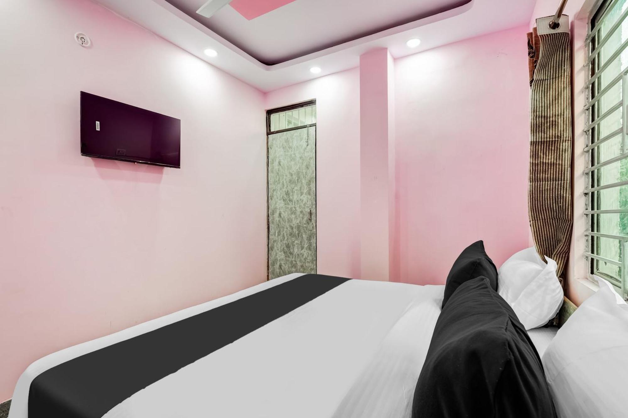 Hotel O Govind Residency Yeni Delhi Dış mekan fotoğraf