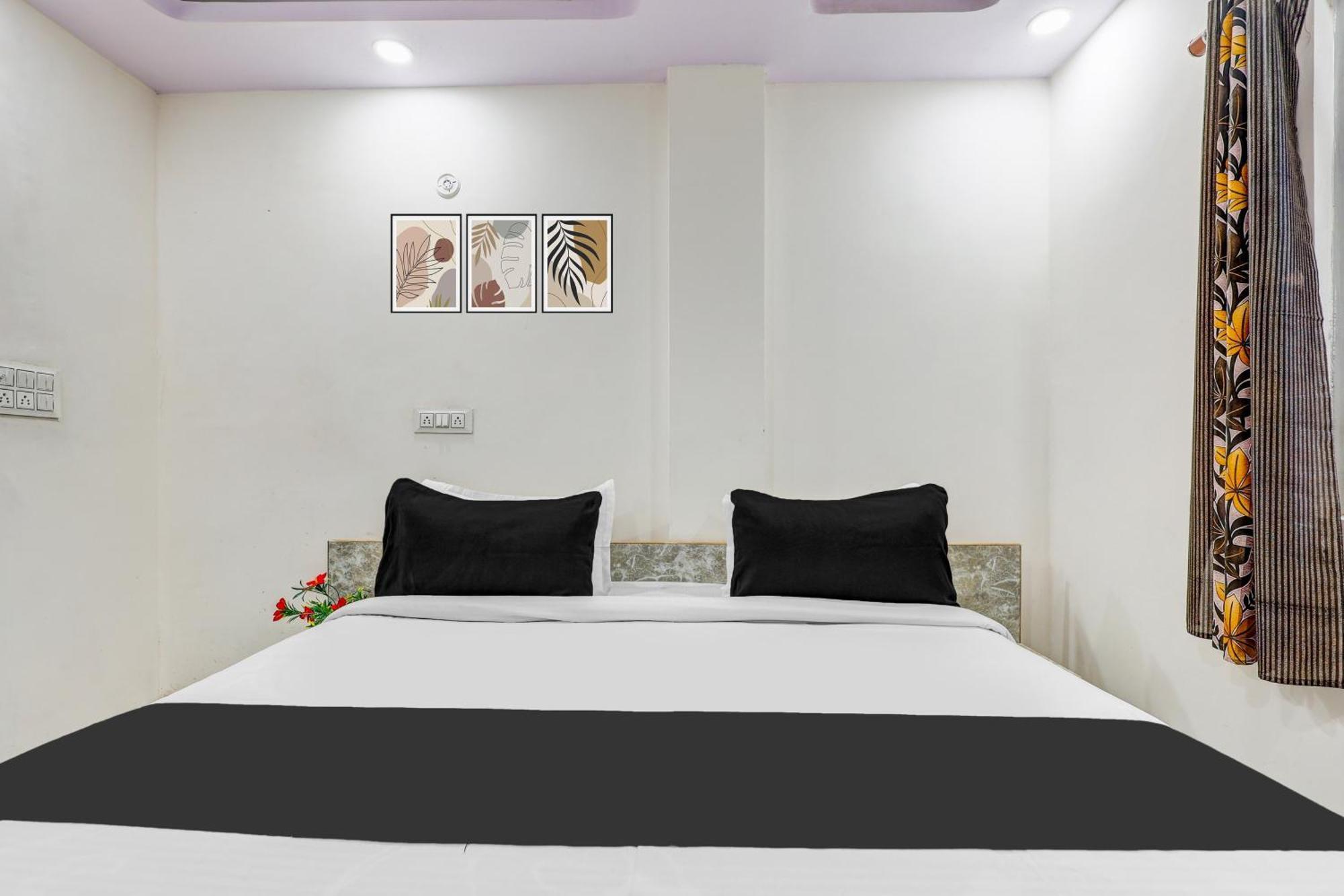 Hotel O Govind Residency Yeni Delhi Dış mekan fotoğraf