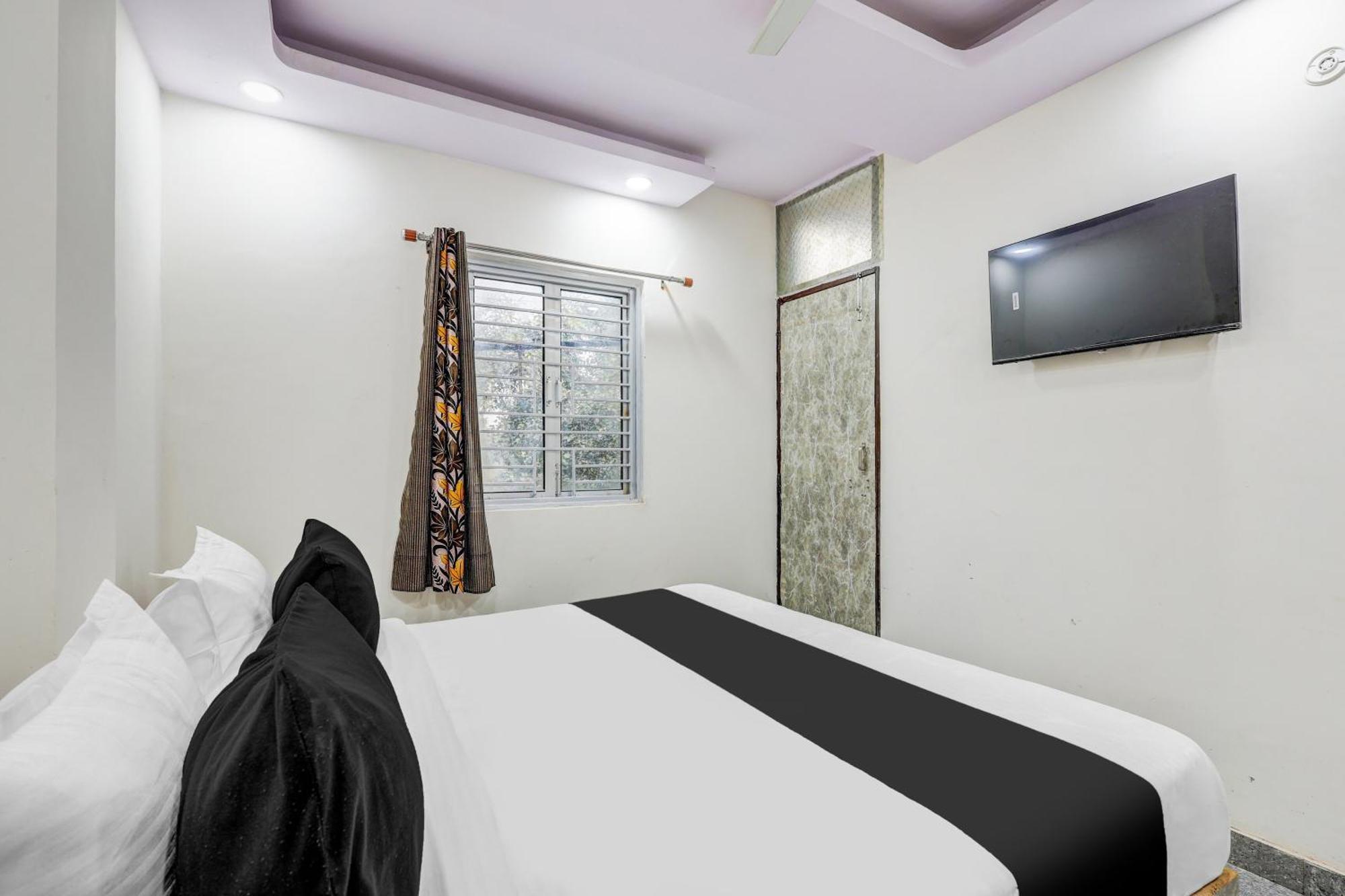 Hotel O Govind Residency Yeni Delhi Dış mekan fotoğraf