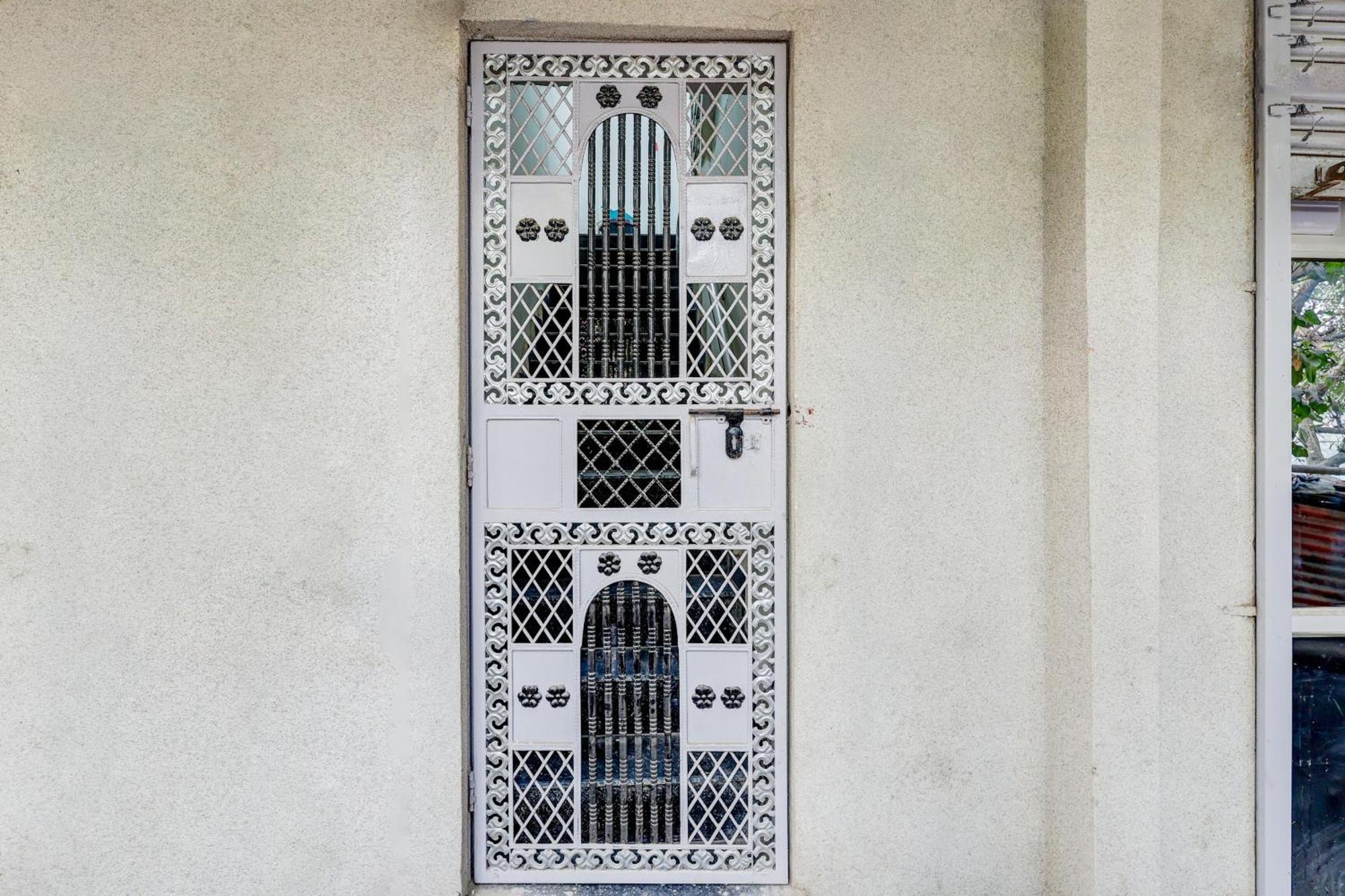 Hotel O Govind Residency Yeni Delhi Dış mekan fotoğraf